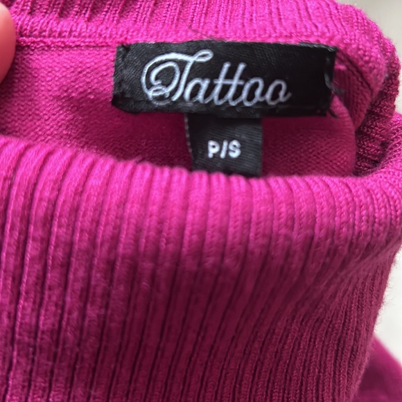 Hot pink Tattoo turtleneck - Picture 2 of 2